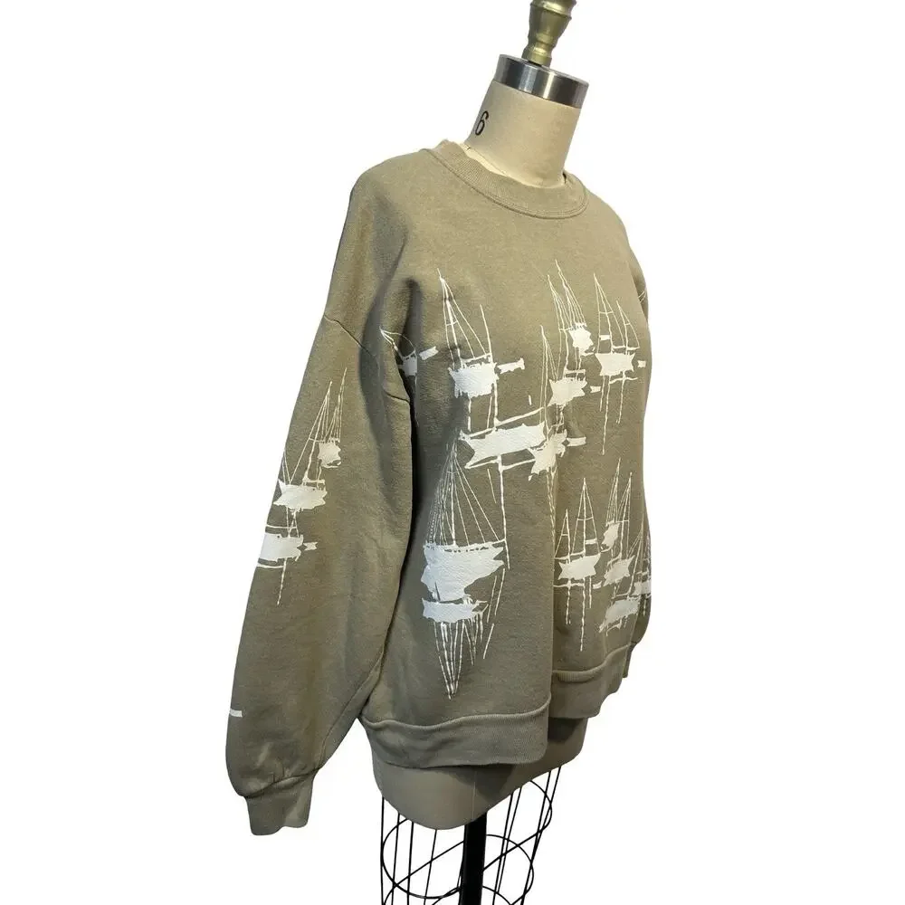 Vintage AOP Sailboat Print Pullover Crewneck Sweatshirt Tan Nautical Yacht M